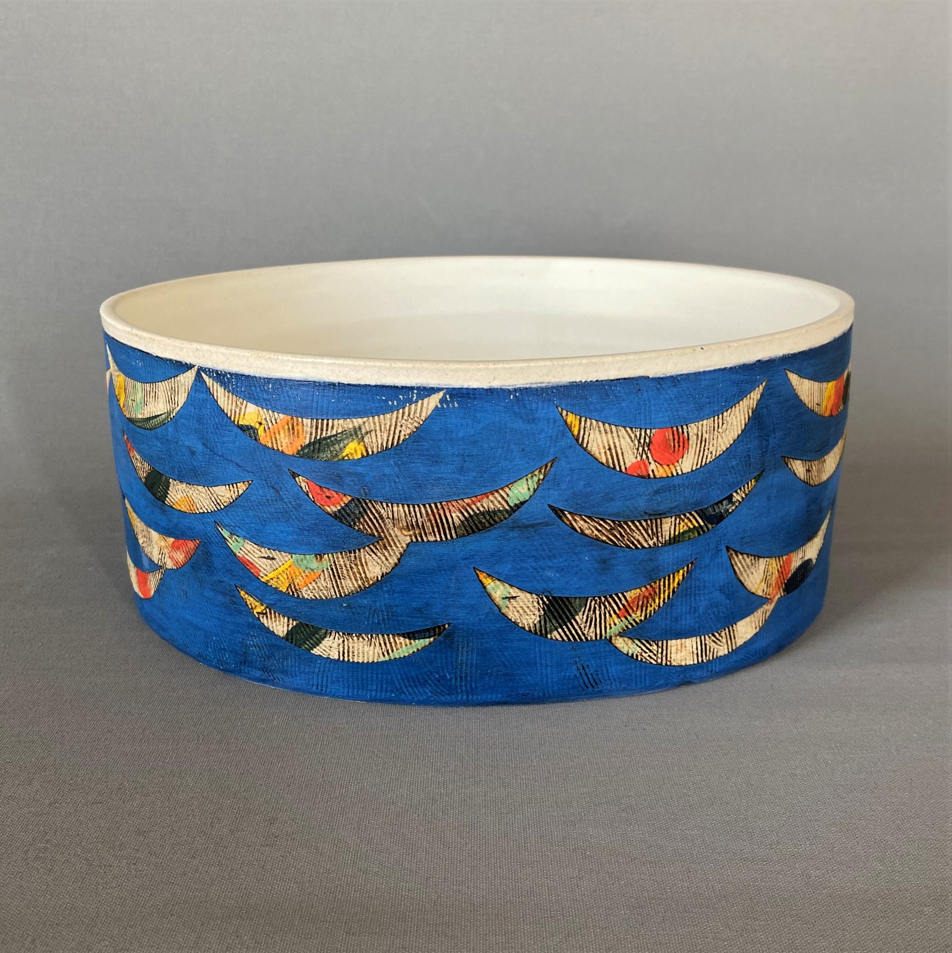 Ø 25-28,5 cm (oval) - H 11,5 cm