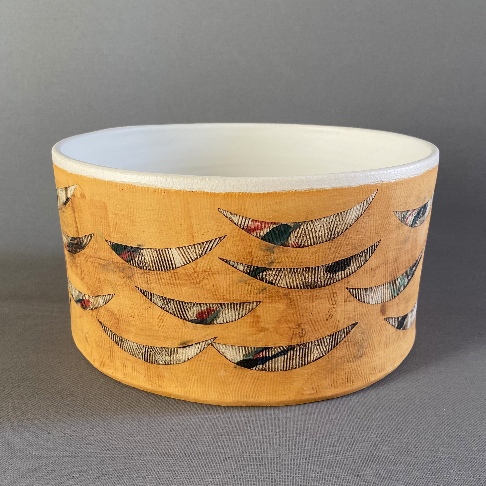 Ø 23-24,5 cm (oval) - H 13 cm