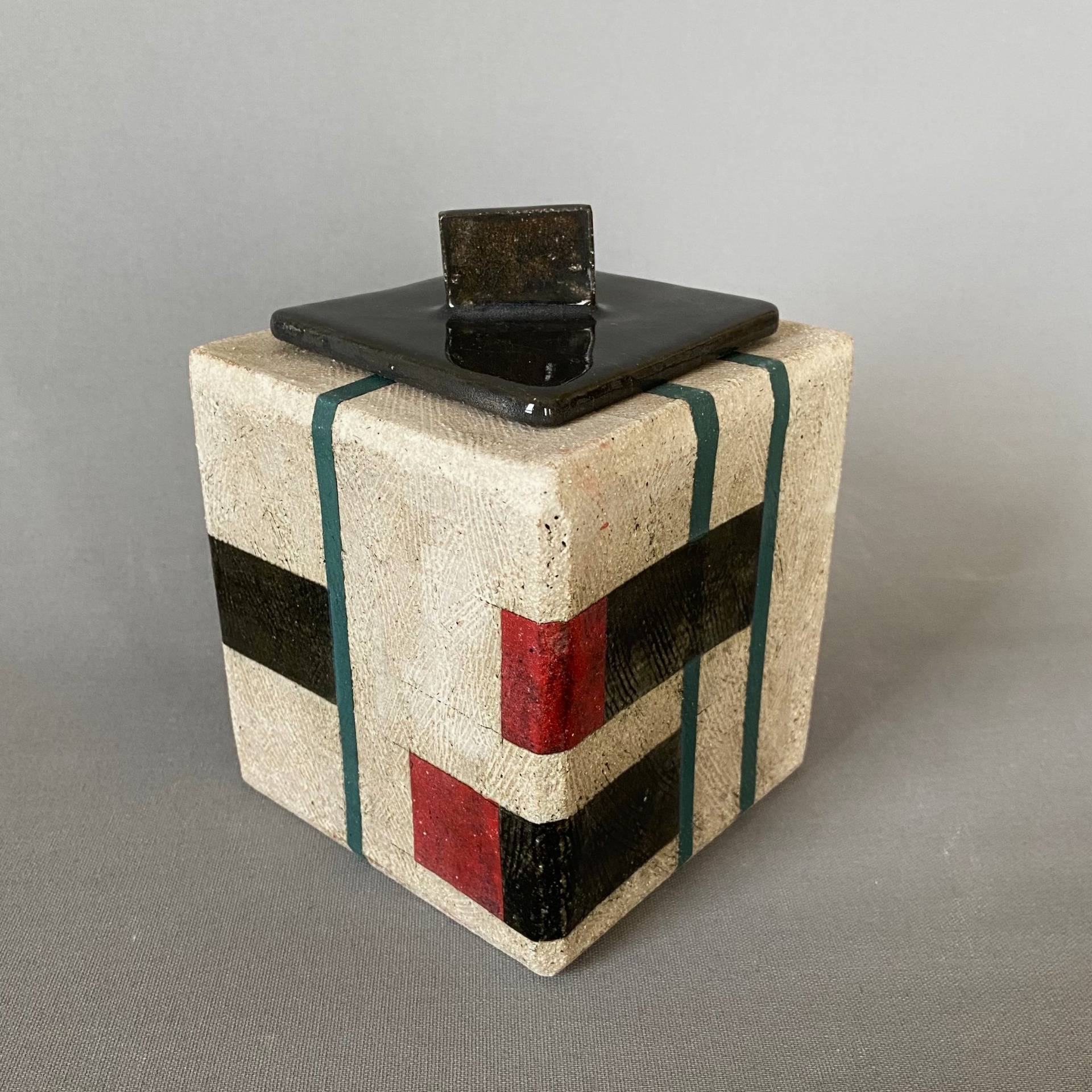 H 15 cm – B& L 11 cm