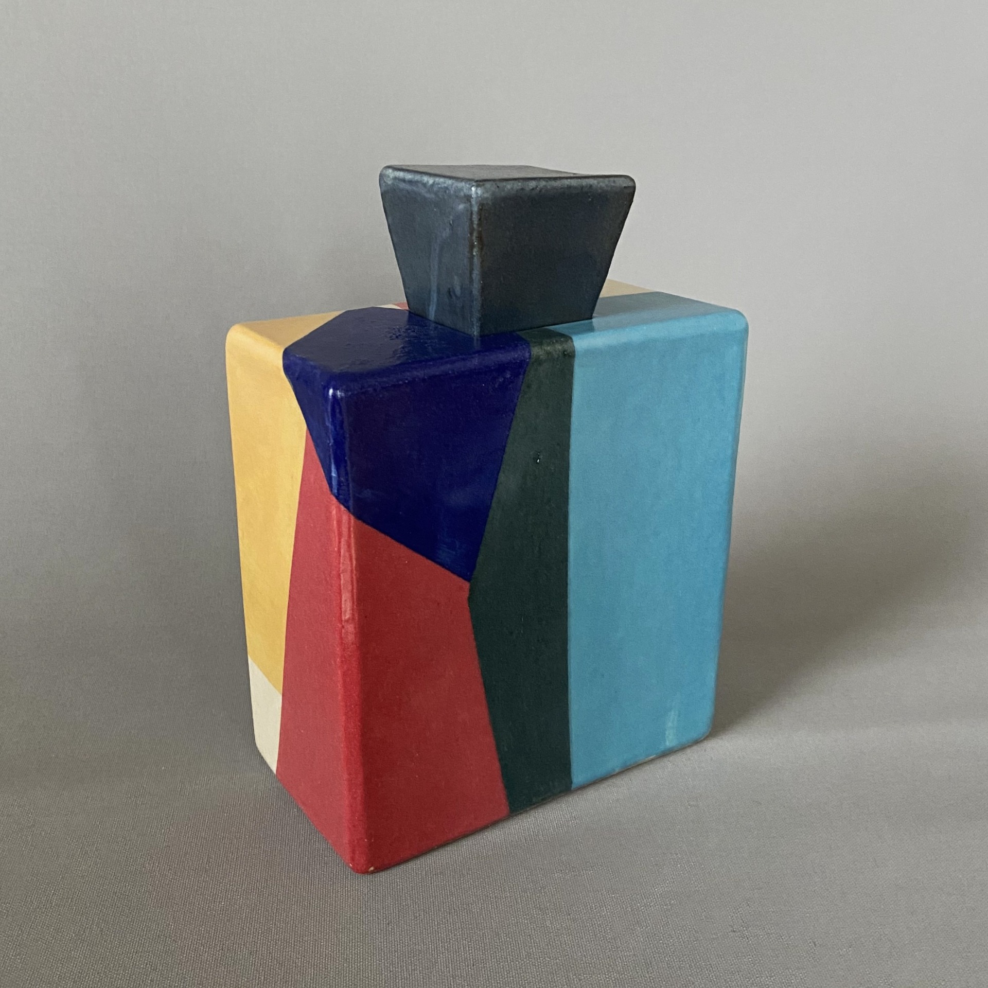H 20,5 cm  L 14,5 cm  D 7,5 cm