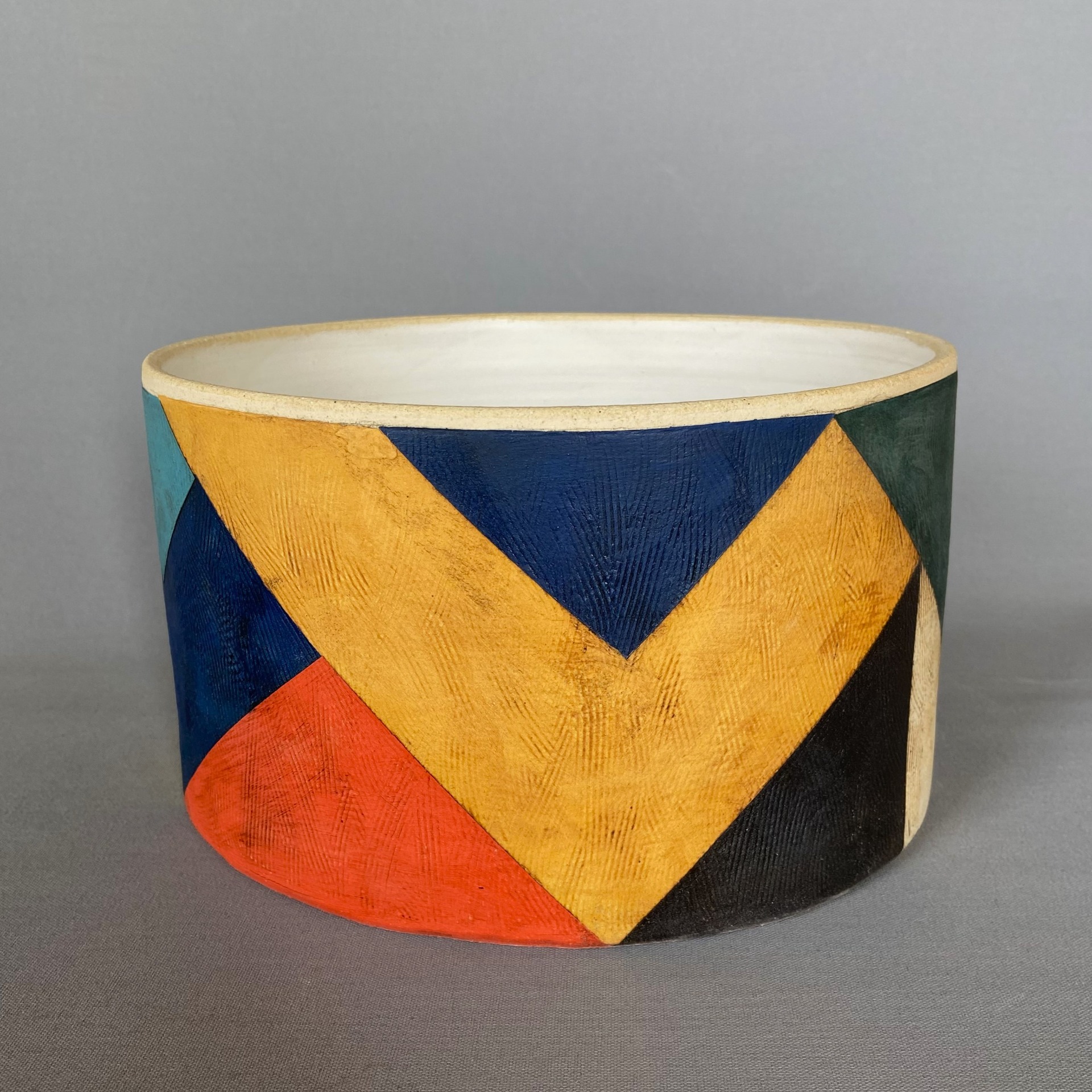 Ø 22-24 cm (oval) H 14 cm